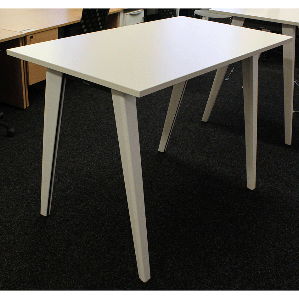 Used 1400 Rectangular Poseur Table White